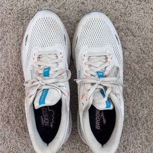 Brooks Adrenaline- women’s size 11.5